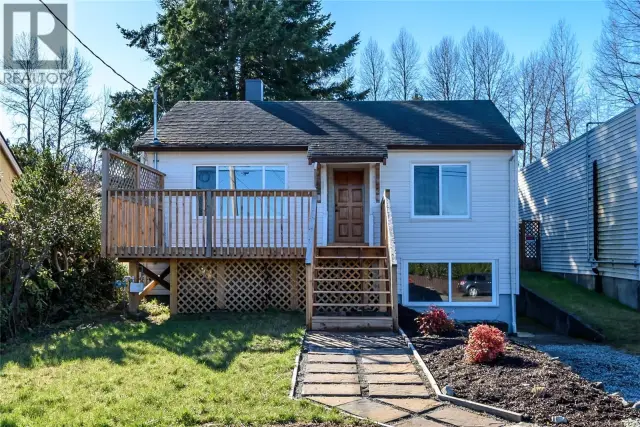 649 McPhee Ave