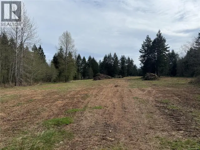 7481 Island Hwy