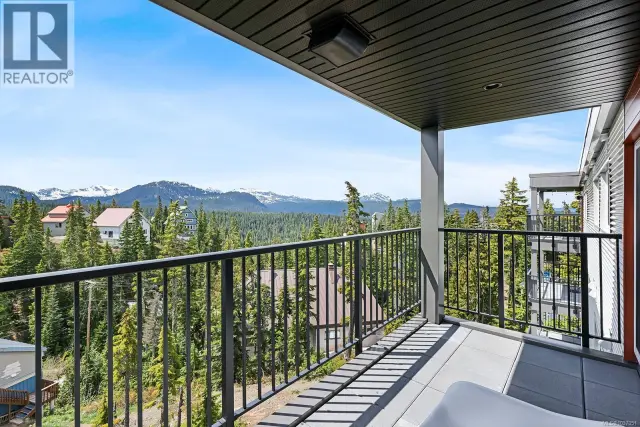 303 695 Castle Crag Cres