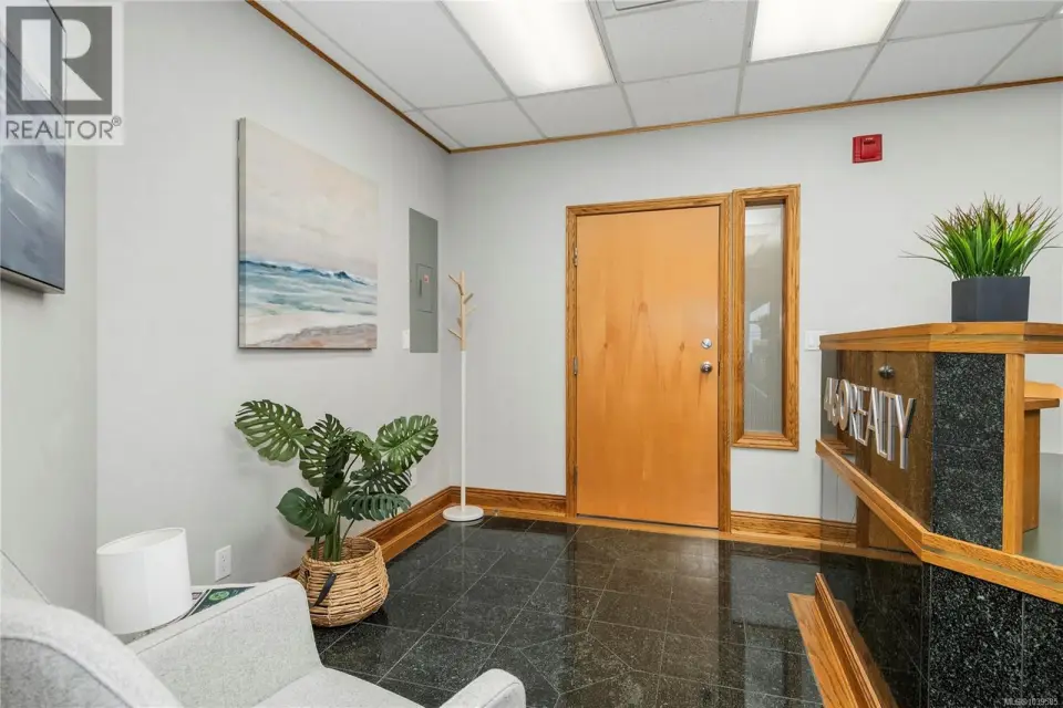 303 871 Island Hwy, Campbell River