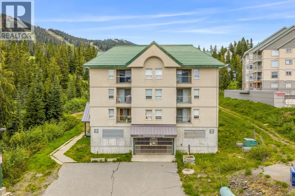 301 1380 Henry Rd, Courtenay