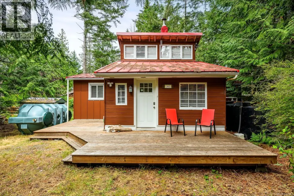 3465 Brigantine Cres, Hornby Island