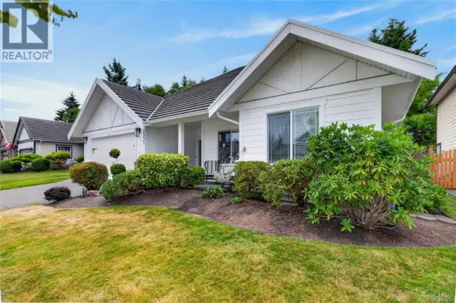 2331 Suffolk Cres