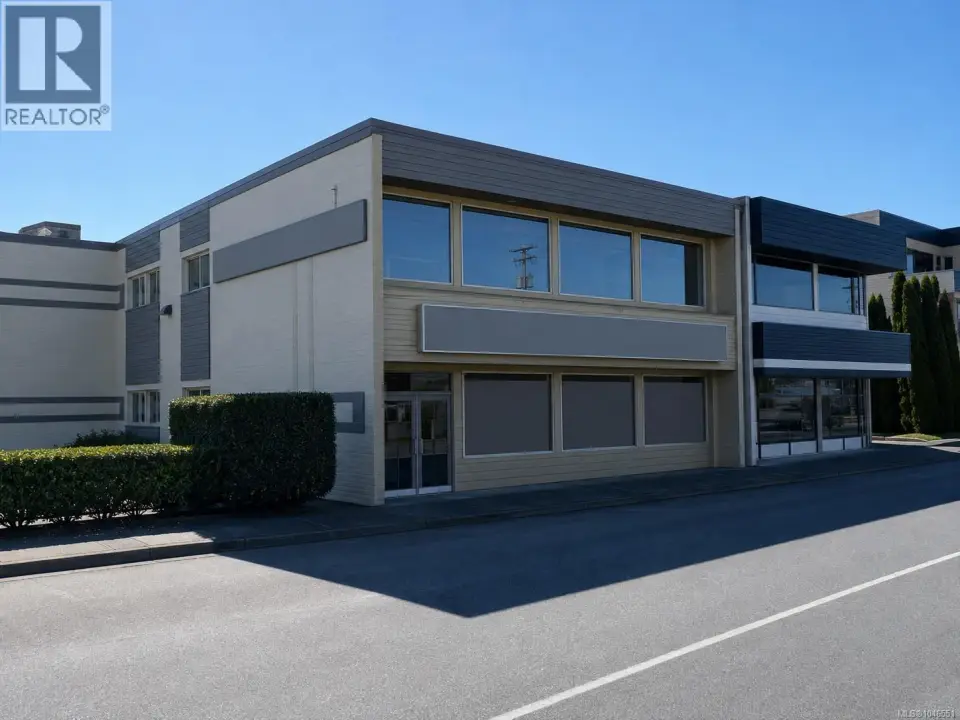 Prime Location Lease Space!