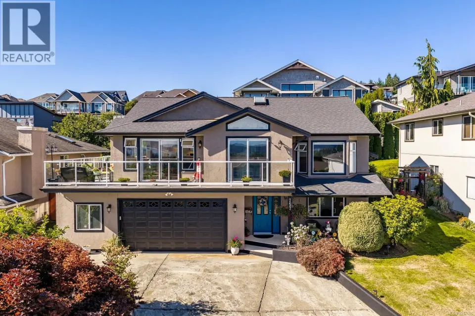 757 Bowen Dr, Campbell River