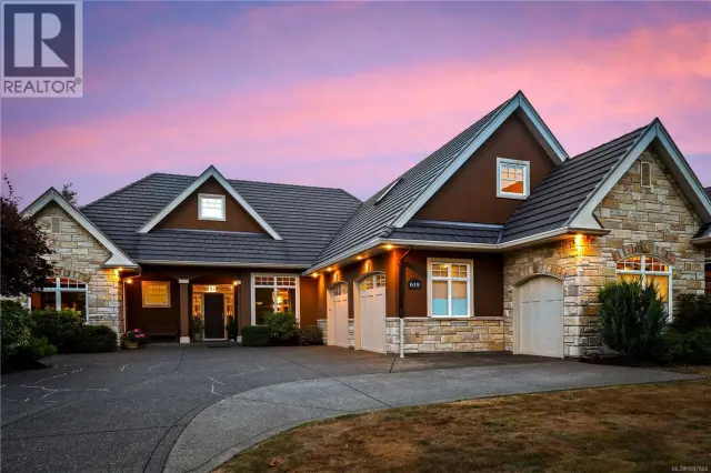 619 Crown Isle Dr