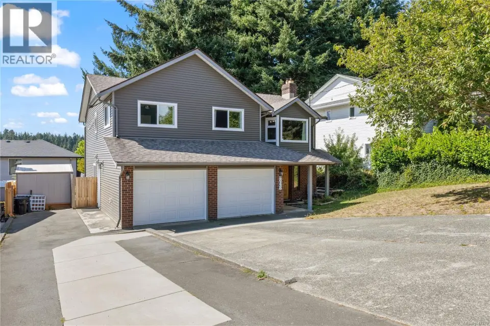 848 Superior Dr, Campbell River