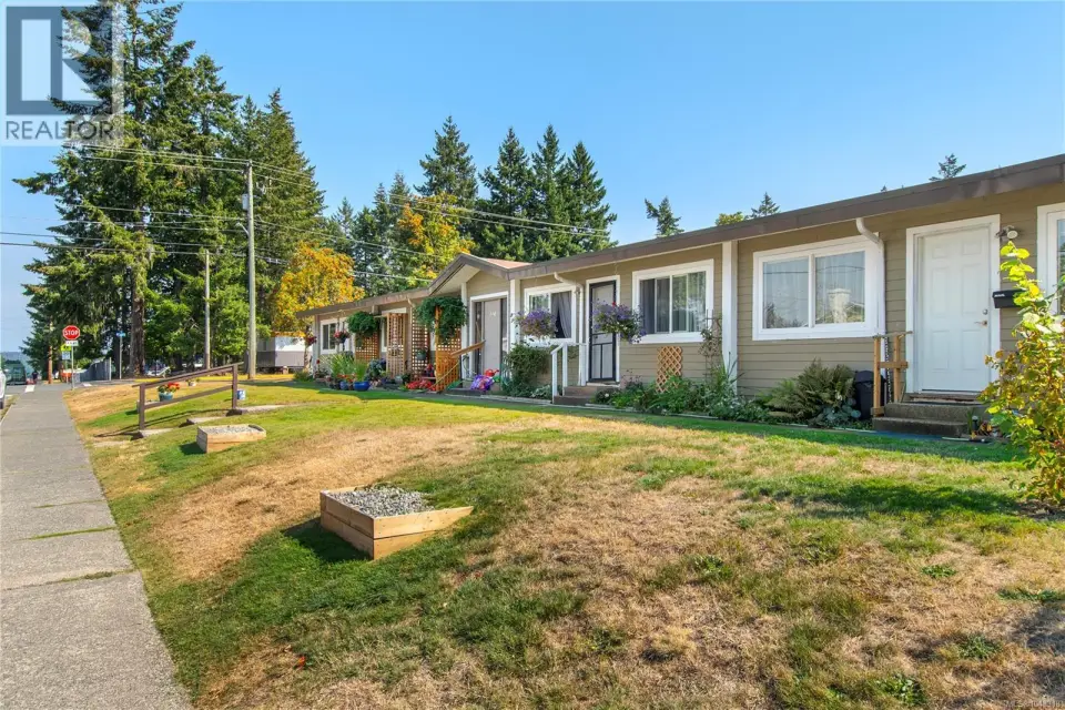 Well-maintained, this quadplex has curb appeal, easy access and on-site parking.