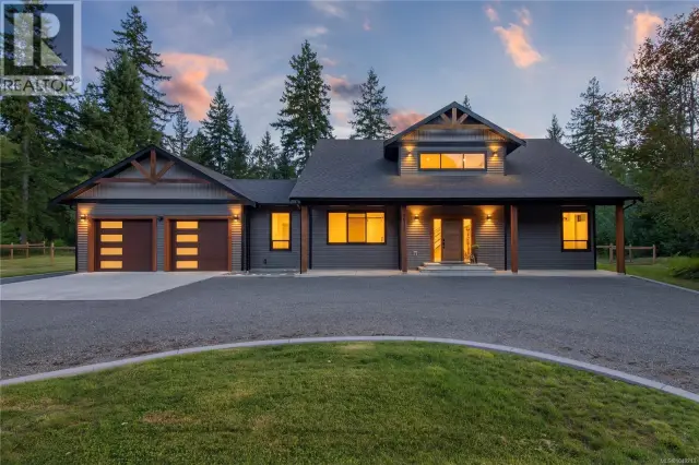 3811 Woodland Dr