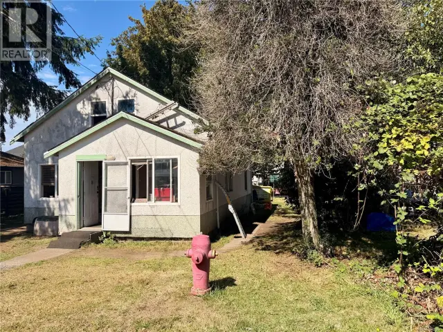 1600 17th Ave