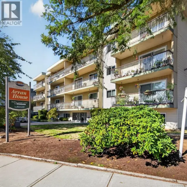 212 1015 Cumberland Rd