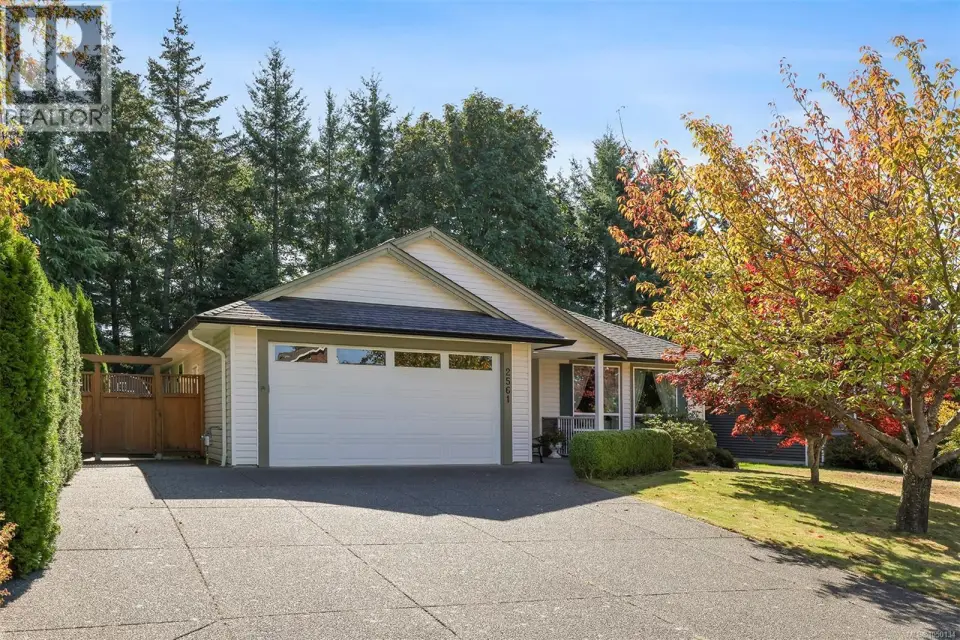 Welcome to 2561 Hebrides Cres