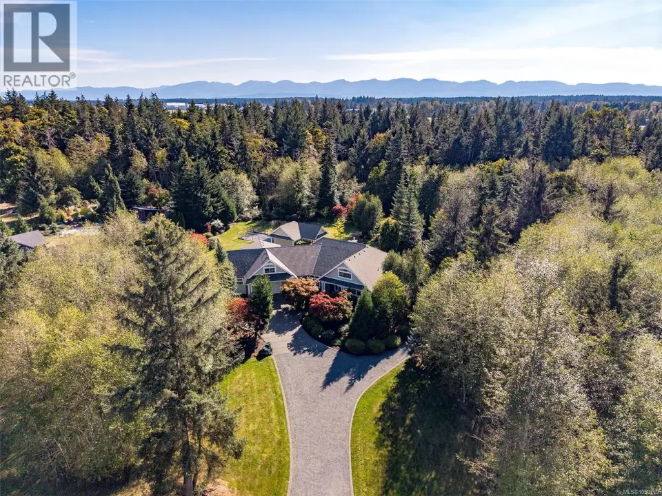 1063 Kincora Lane, Comox