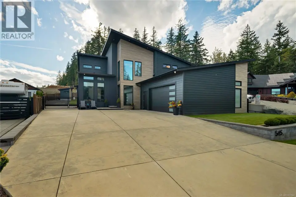 545 Nebraska Pl, Campbell River