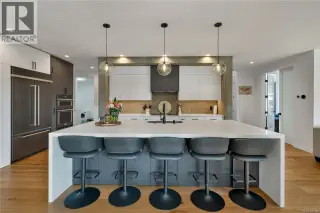 545 Nebraska Pl, Campbell River