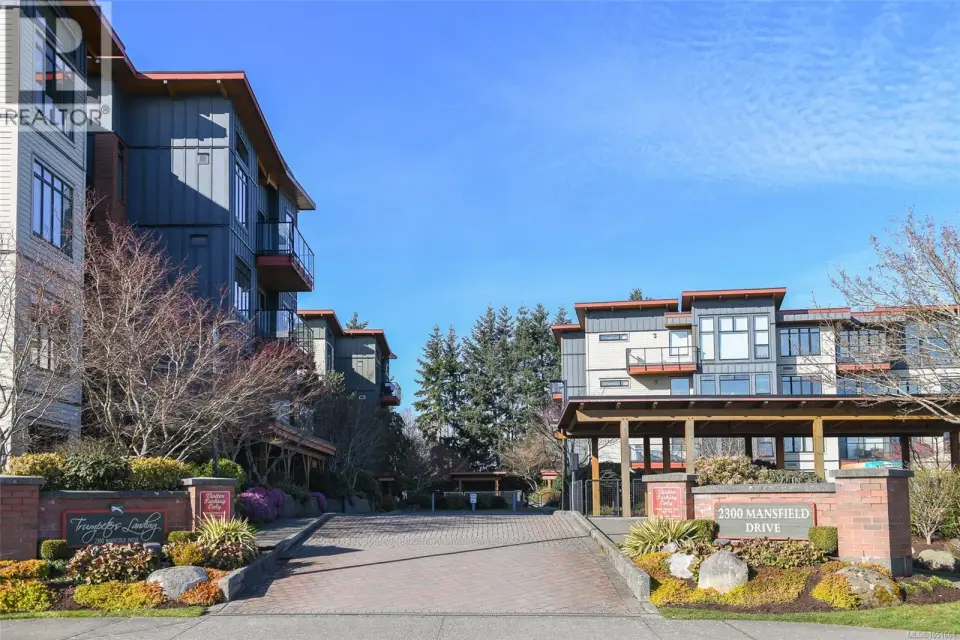 327 2300 Mansfield Dr, Courtenay