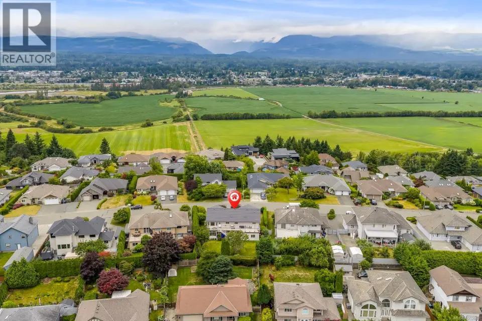 1564 Trumpeter Cres SW, Courtenay