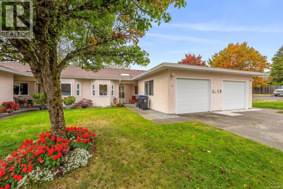 4 2030 Robb Ave, Comox