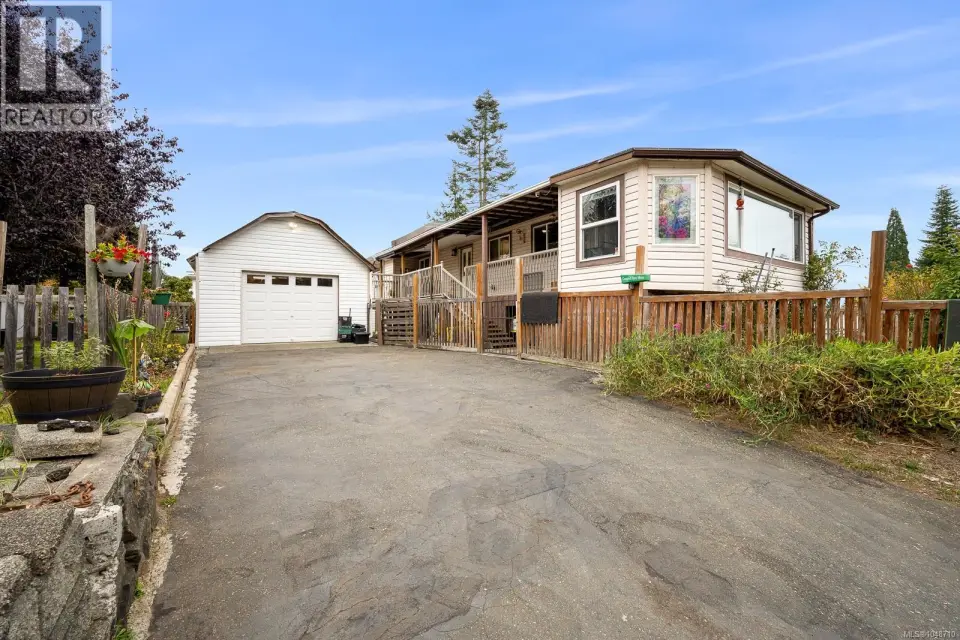 134 Surfside Dr, Campbell River
