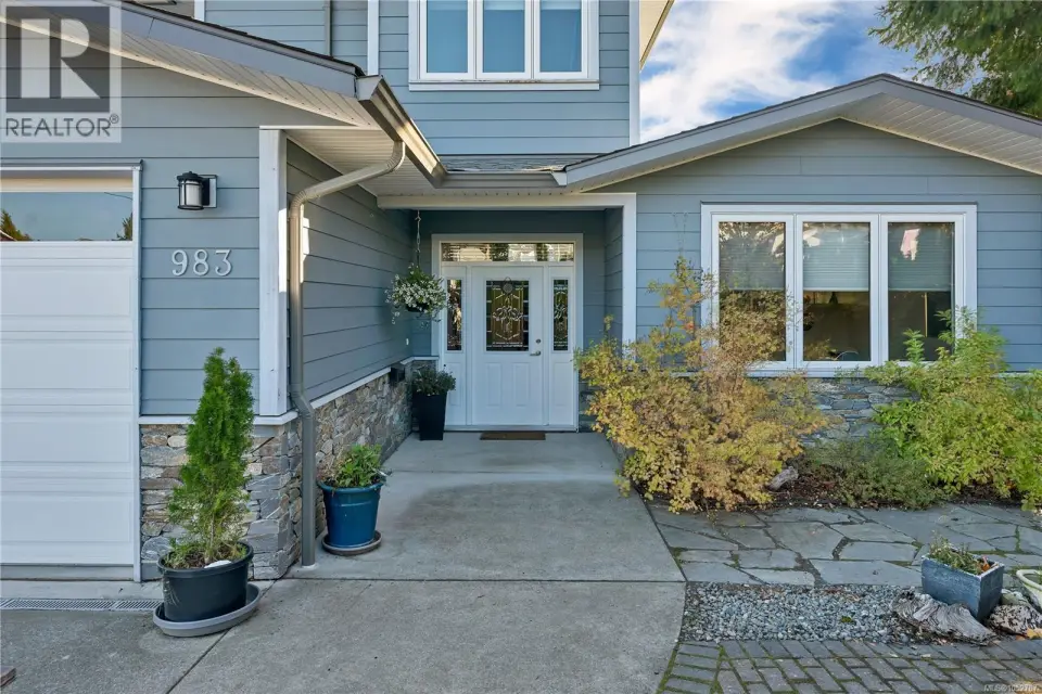 983 Alder St S, Campbell River