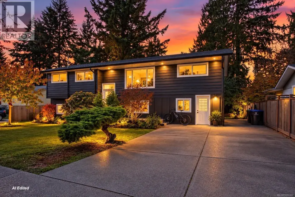 1561 Tull Ave, Courtenay